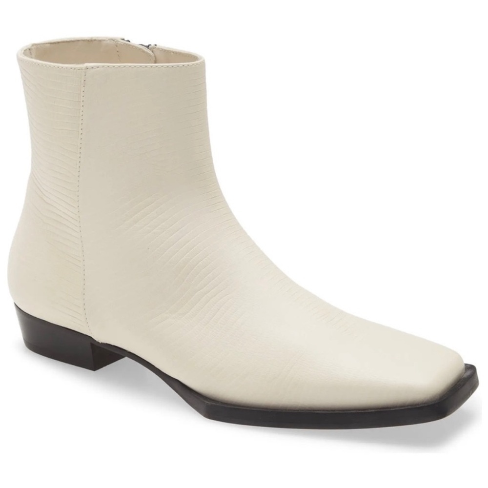 Frame Boots Women’s Le Maddox Leather Ankle Bootie in BEIGE LIZARD
